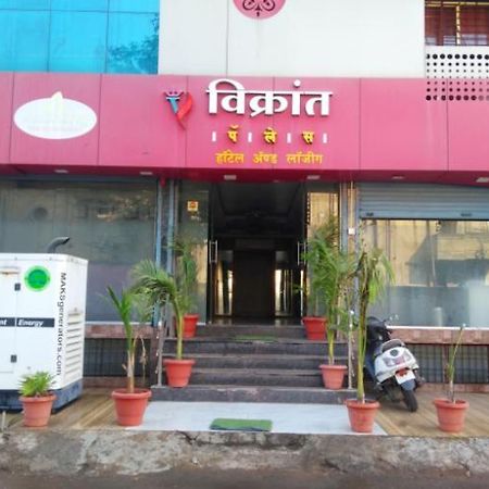 Hotel Vikrant Palace 索拉普 外观 照片